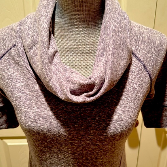 ATHLETA TOP - Picture 4 of 5